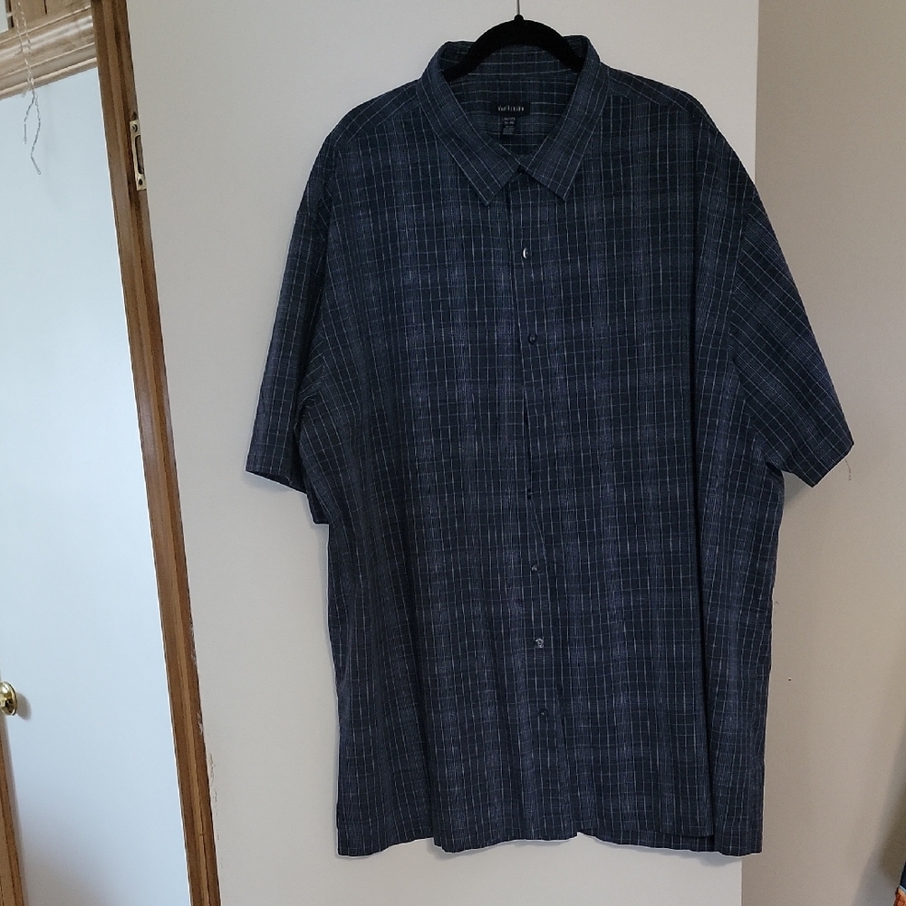 Van Heusen Men's Dark Blue Checkered Shirt ,size 3 xlt, New
